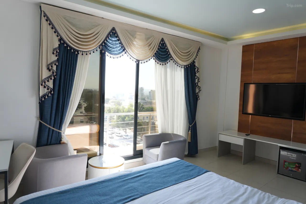 Executive Suite